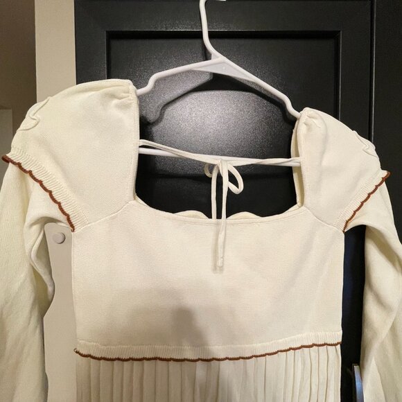 Simple Retro Mackenzie Wave Square Neck Pearl Contrast Knitted Dress in Size M - Picture 4 of 4